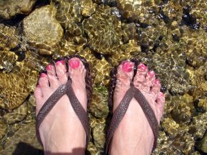 Brittle Toenails: Causes and Treatment Options - Foot Vitals